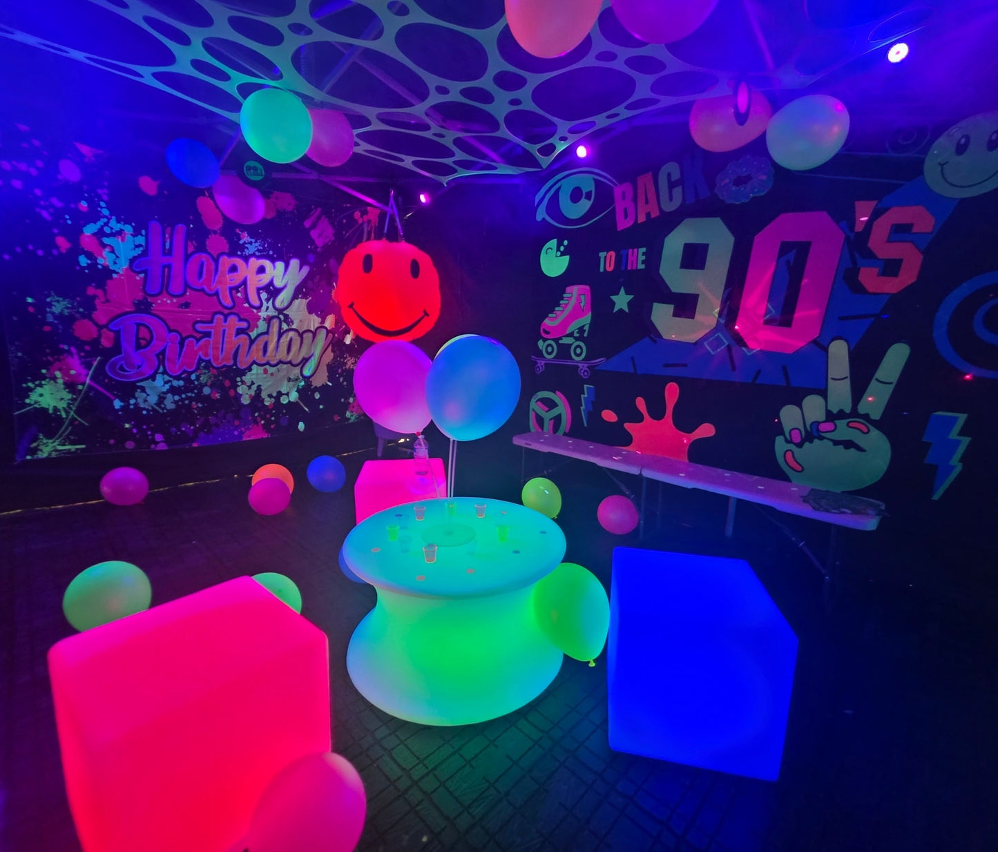 uv back to the 90s themed party tent hire