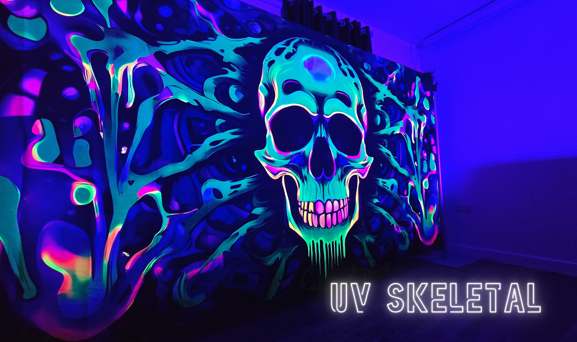 uv Halloween skull glow in the dark neon blacklight tapestries