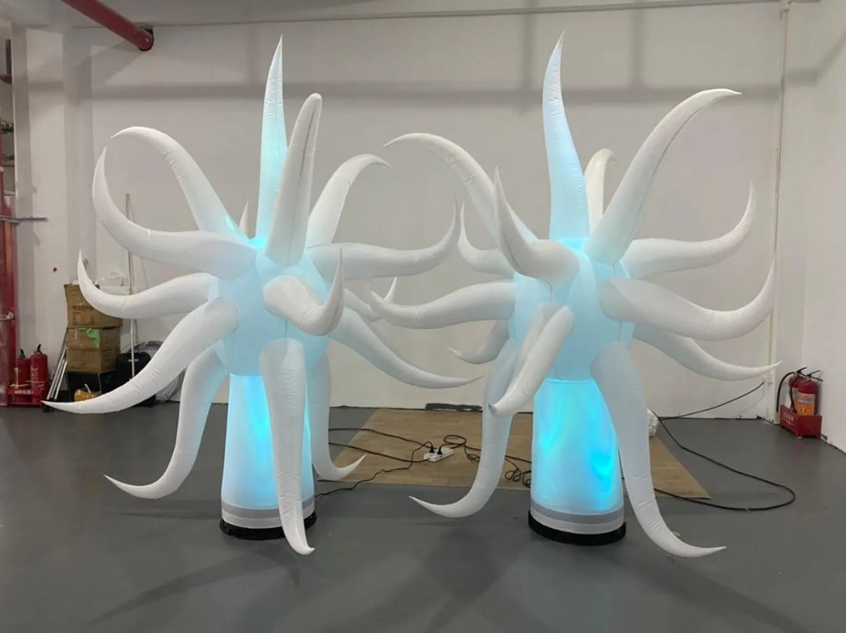 Lay-z-days Event's™ LED inflatable alien prop, 2-meter tall party decoration, bright light-up alien for festive event décor.