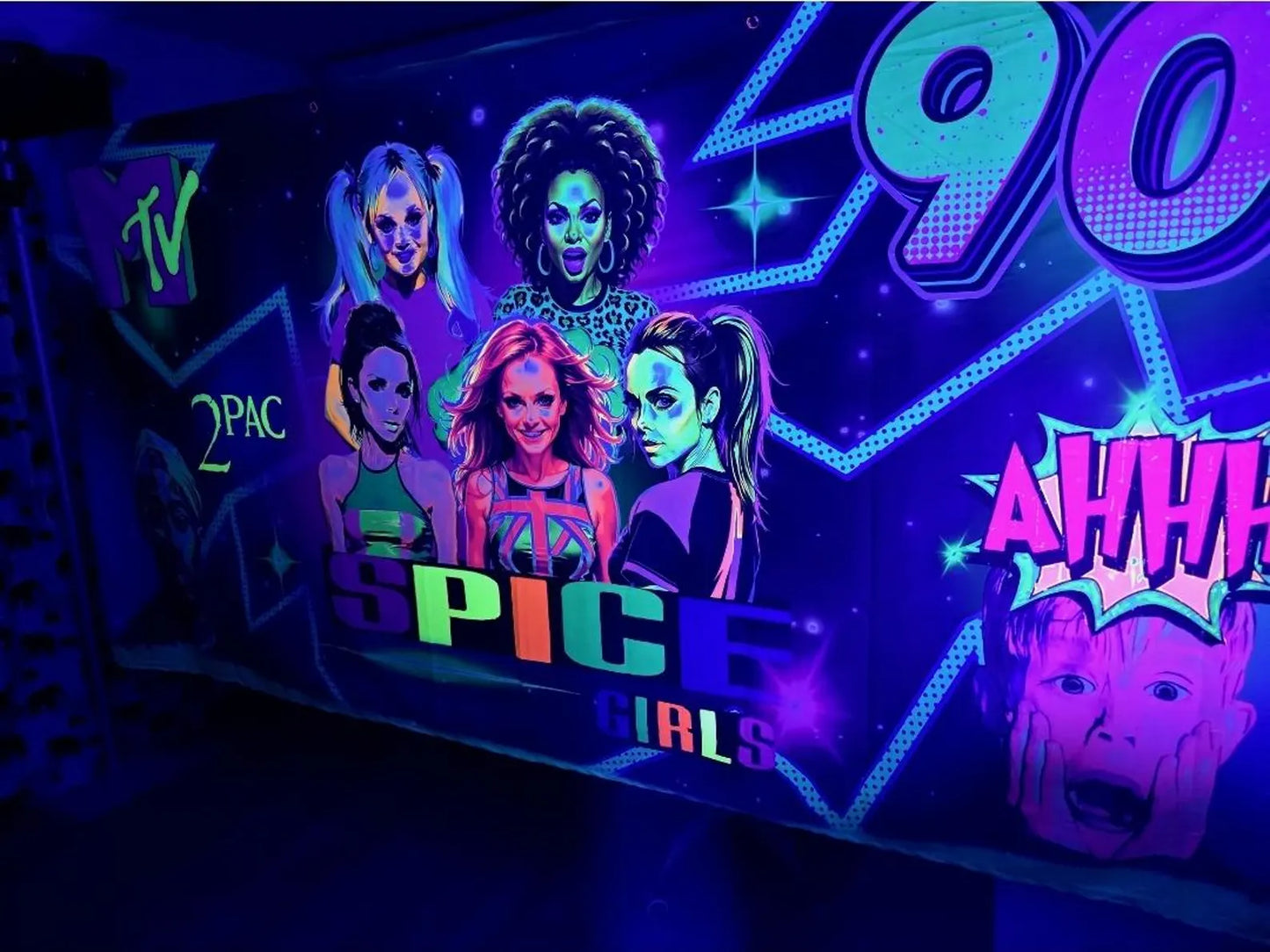 Uv Back to the 90s tapestry