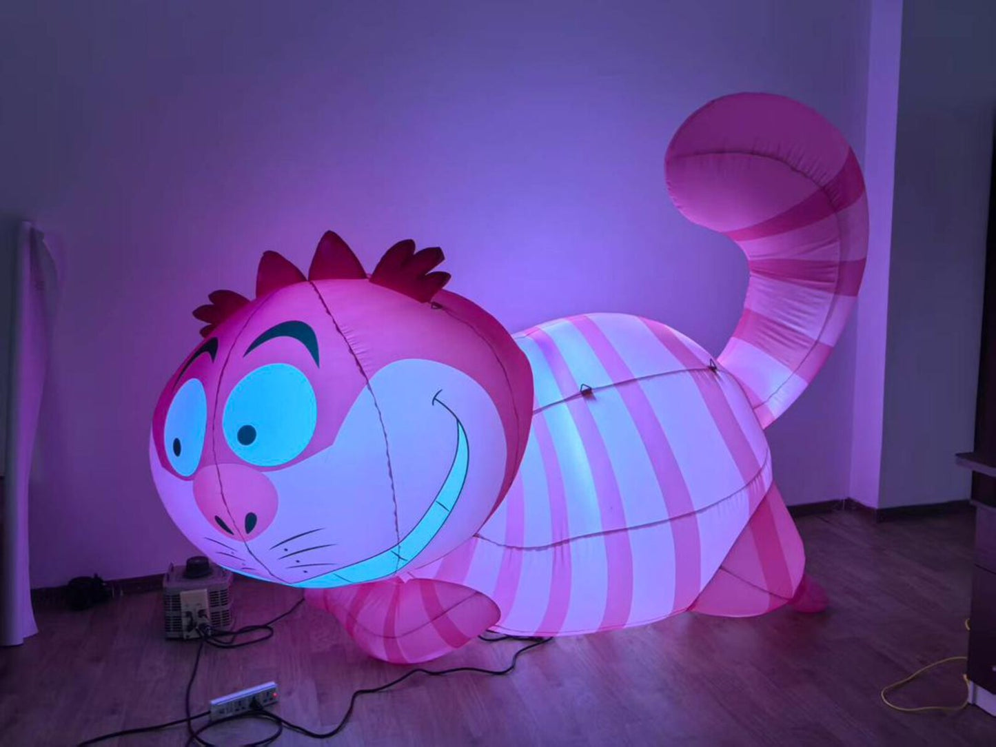 Giant Led inflatable Wonderland cheshire cat
