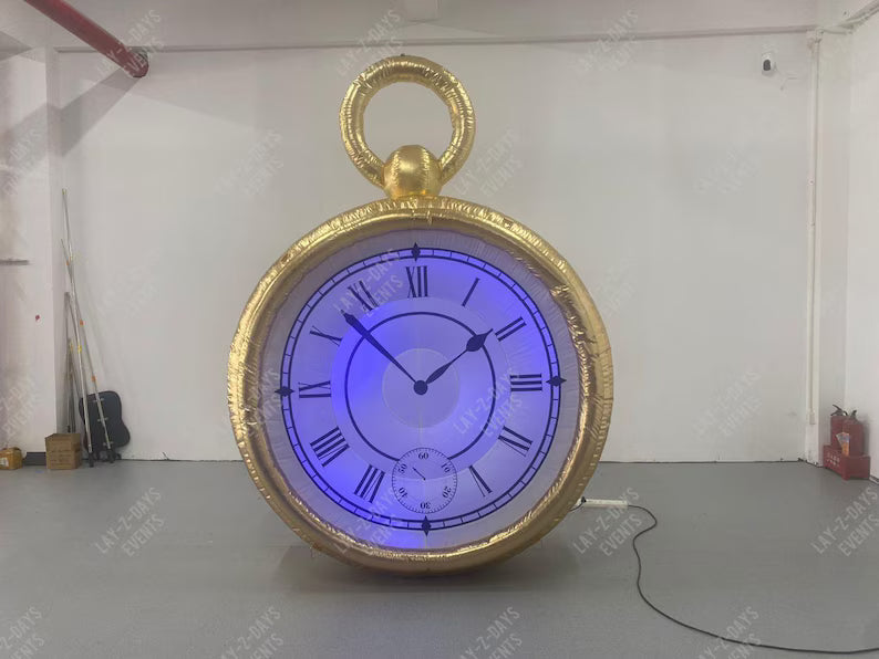 LED inflatable Wonderland clock decoration by Lay-z-days Event's™, 2 meters tall, illuminated, with colorful LED lights and festive design
