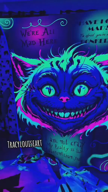 uv Wonderland Cheshire cat stretch neon decor