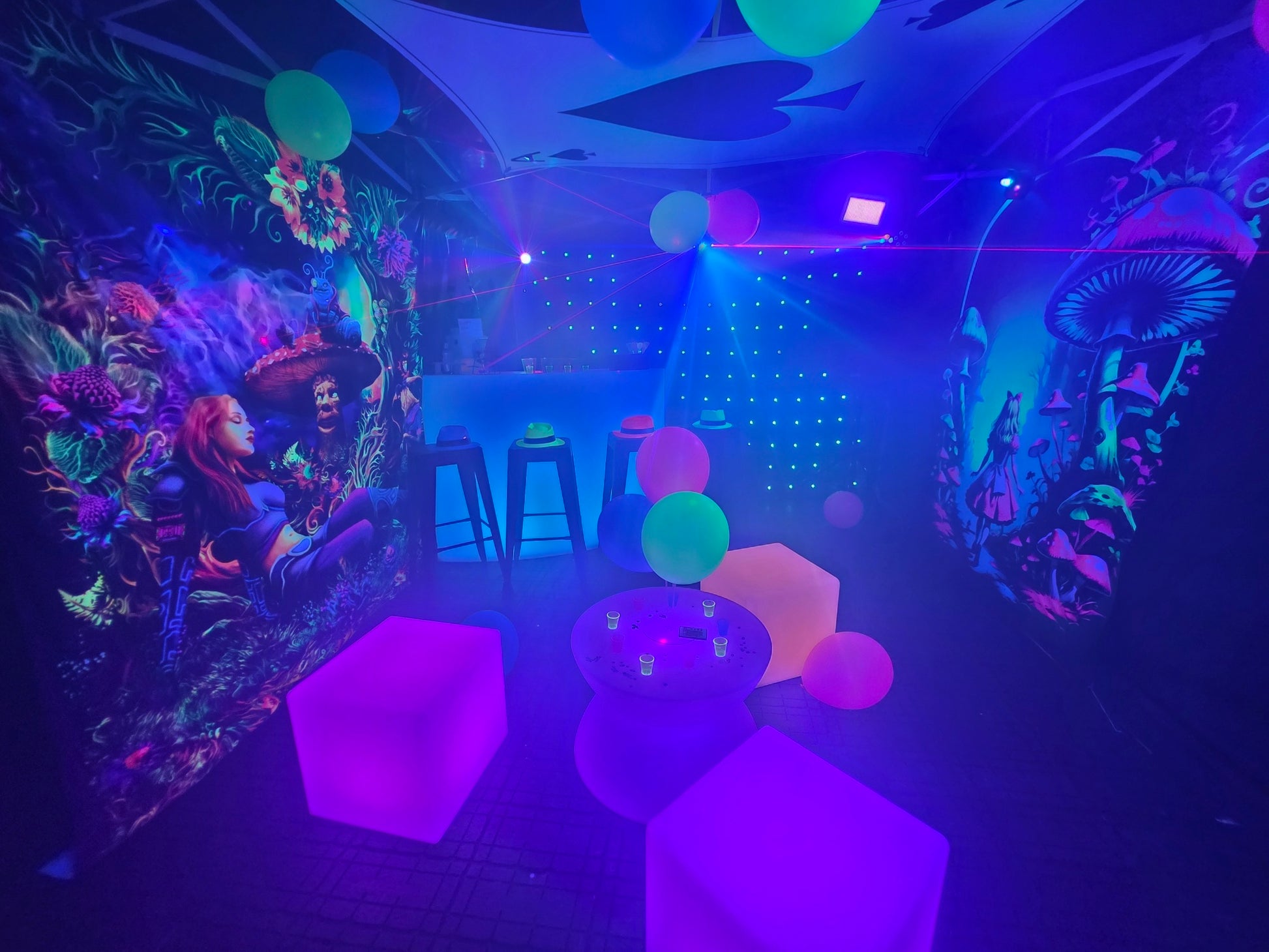 uv alice in wonderland party tent hire