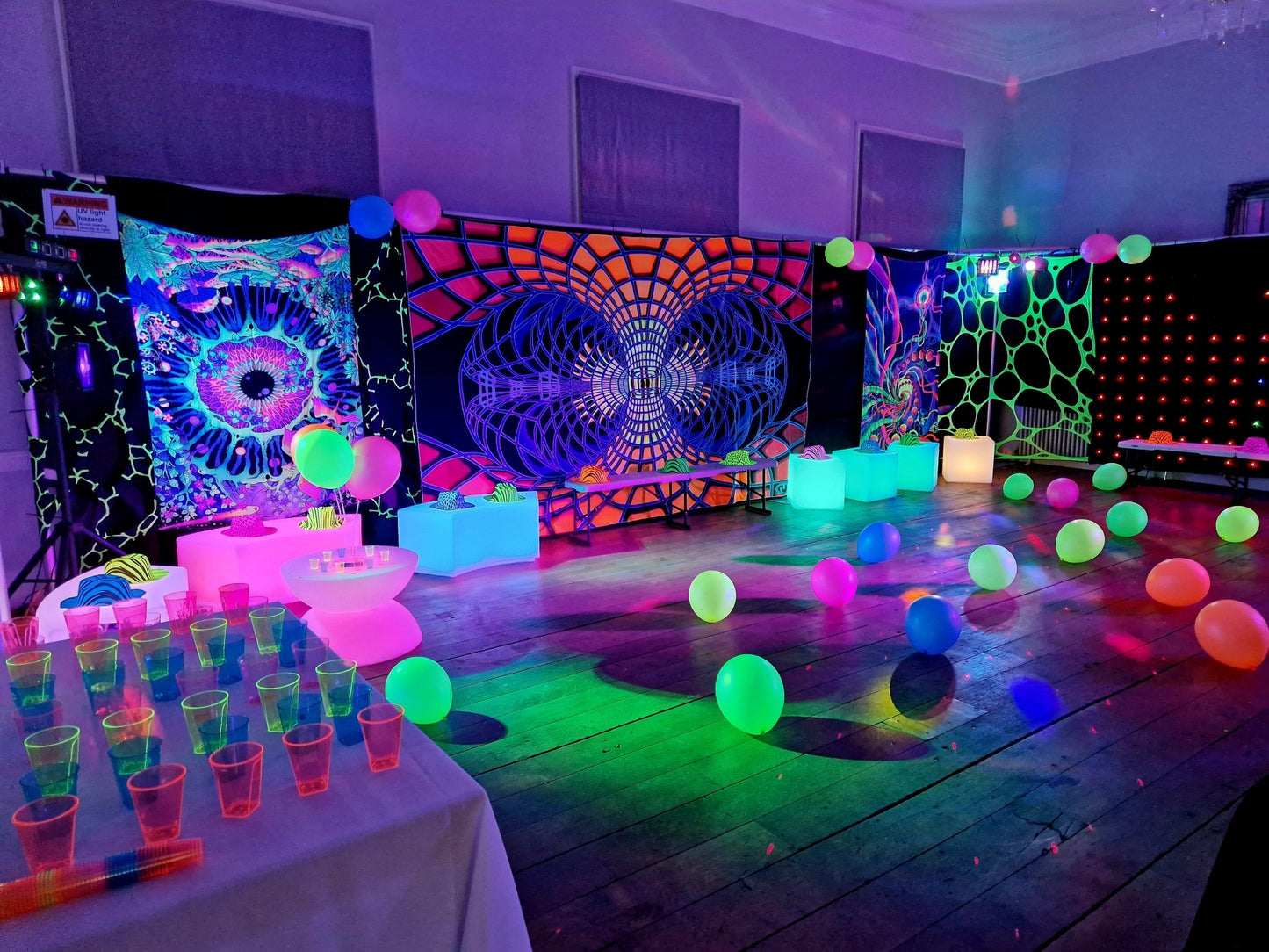 Complete Transformation - UV Décor - Lay-z-days Event's™Complete Transformation - UV Décor