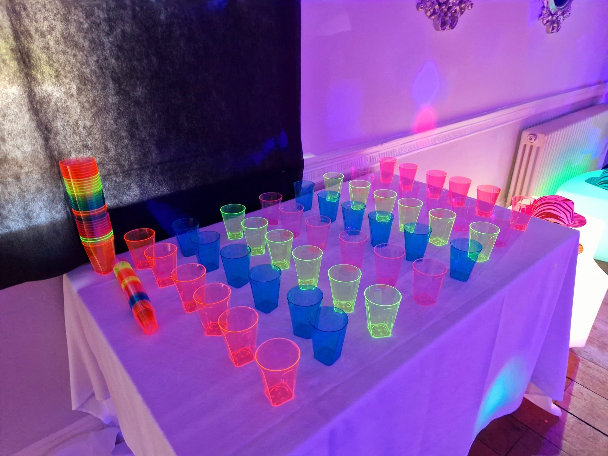 Complete Transformation - UV Décor - Lay-z-days Event's™Complete Transformation - UV Décor