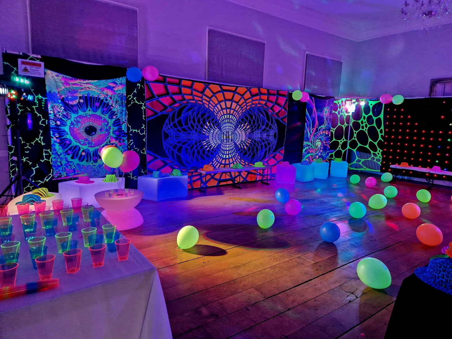 Complete Transformation - UV Décor - Lay-z-days Event's™Complete Transformation - UV Décor
