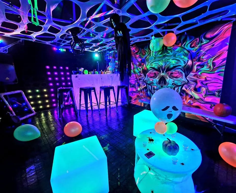 UV Halloween Party Tent Décor Theme - Lay-z-days Event's™UV Halloween Party Tent Décor Theme