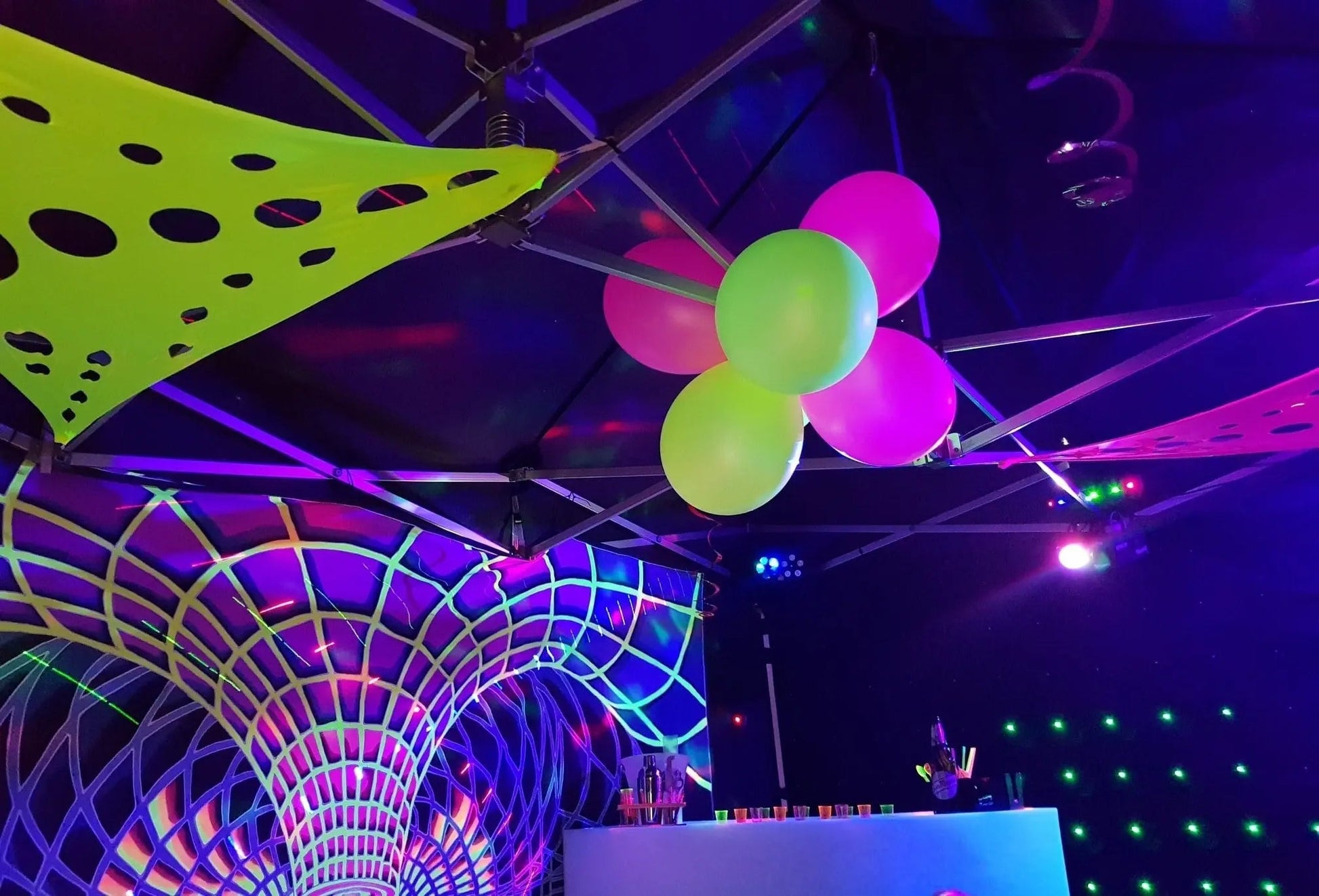 UV RAVE CAVE Party Tent HIRE Décor Theme - Lay-z-days Event's™UV RAVE CAVE Party Tent HIRE Décor Theme